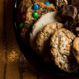 Cookie & Dessert Trays